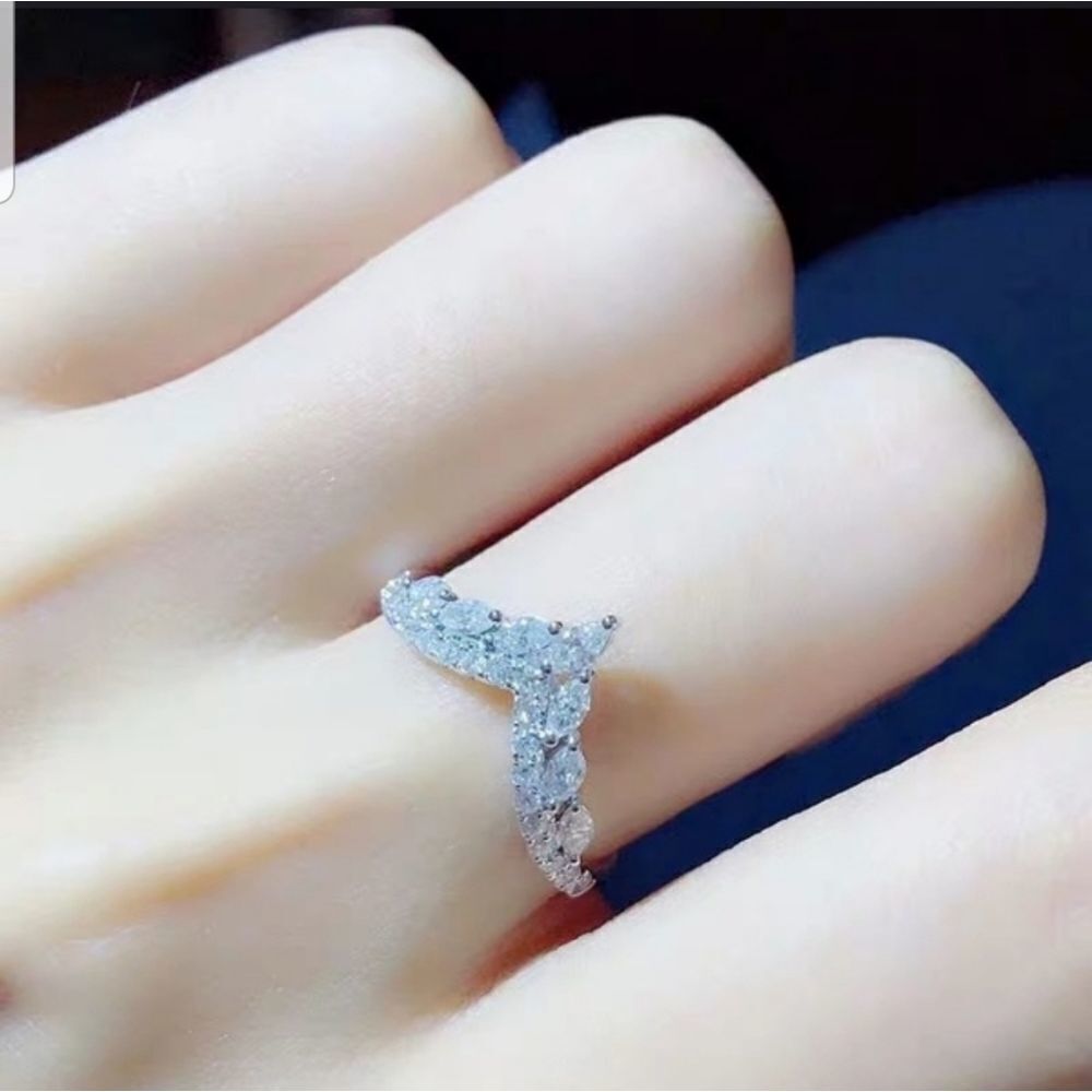 Exquisite .925 SS Princess Cut Ring Sz. 6 - Picture 4 of 4